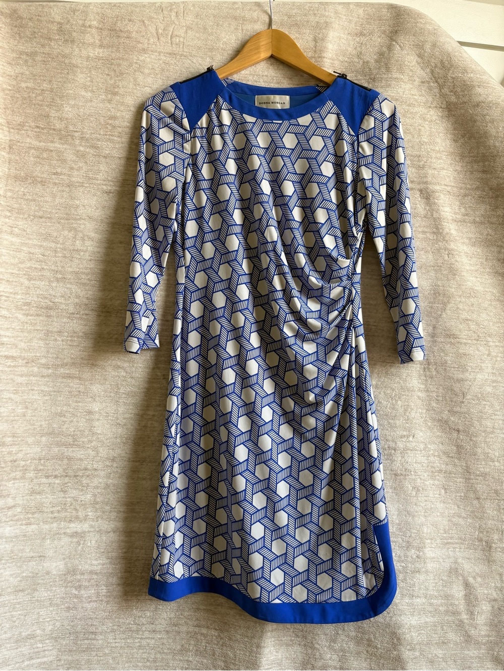 Blue and White Geometrical Long Sleeve Dress by Donna Morgan Size 4
